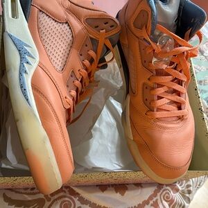 Jordan Sneakers in Peach and Blue